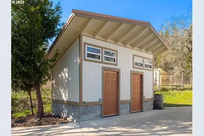 375 Porter Creek Rd, Winston, OR 97496 - Photo 18