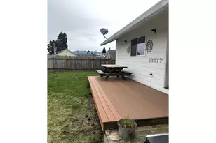 1806 8th St, Tillamook, OR 97141 - Photo 26