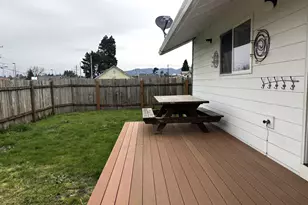 1806 8th St, Tillamook, OR 97141 - Photo 28