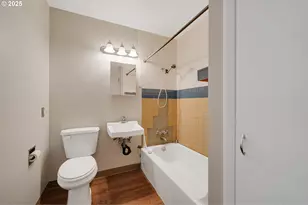 1806 8th St, Tillamook, OR 97141 - Photo 14