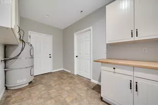 1806 8th St, Tillamook, OR 97141 - Photo 22