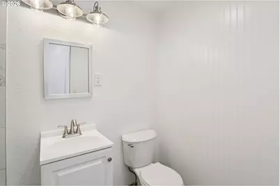 690 SW Liberty Bell Dr, Beaverton, OR 97006 - Photo 22