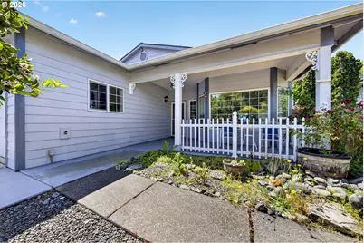 517 Rosichelli Dr, Brookings, OR 97415 - Photo 2