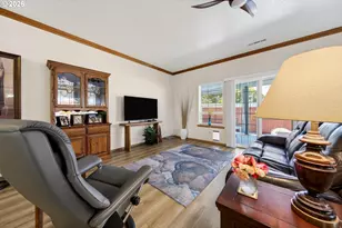 517 Rosichelli Dr, Brookings, OR 97415 - Photo 6