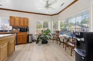 517 Rosichelli Dr, Brookings, OR 97415 - Photo 8