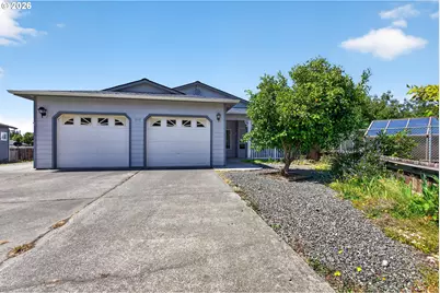 517 Rosichelli Dr, Brookings, OR 97415 - Photo 1