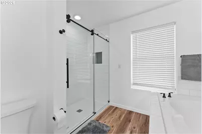 3257 NE Follett St, Roseburg, OR 97470 - Photo 32