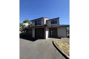 12143 SE 104th Ct, Happy Valley, OR 97086 - Photo 2