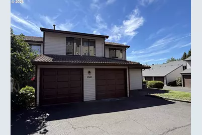 12143 SE 104th Ct, Happy Valley, OR 97086 - Photo 2