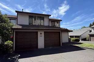 12143 SE 104th Ct, Happy Valley, OR 97086 - Photo 2