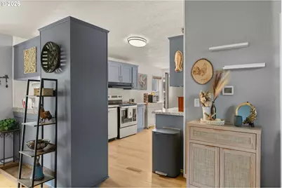 42850 Leaburg Dr, Leaburg, OR 97489 - Photo 14