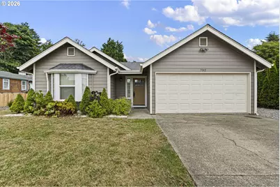 732 3rd St, Brookings, OR 97415 - Photo 1
