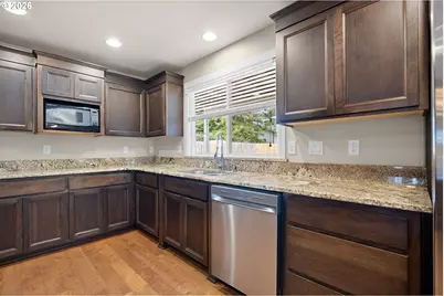 732 3rd St, Brookings, OR 97415 - Photo 16