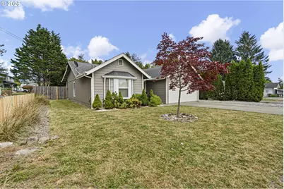 732 3rd St, Brookings, OR 97415 - Photo 4