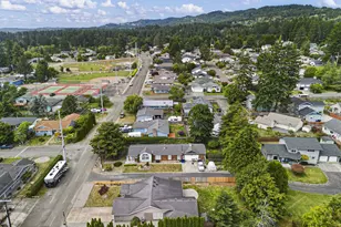 732 3rd St, Brookings, OR 97415 - Photo 44