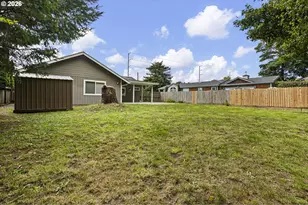 732 3rd St, Brookings, OR 97415 - Photo 36