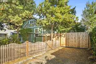 6126 NE 12th Ave, Portland, OR 97211 - Photo 38