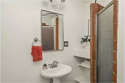 6126 NE 12th Ave, Portland, OR 97211 - Photo 24
