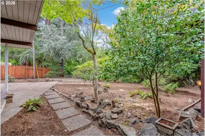 2505 NW Pendleton Pl, Corvallis, OR 97330 - Photo 24