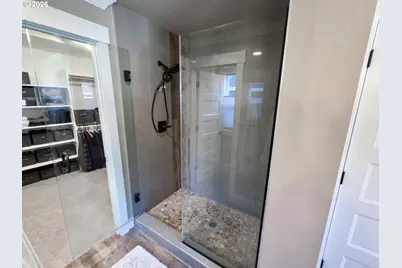 15315 SE Lewis St, Happy Valley, OR 97086 - Photo 38