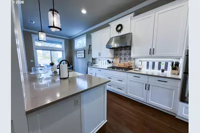 15315 SE Lewis St, Happy Valley, OR 97086 - Photo 10