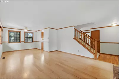 653 SW Tanglewood Cir, McMinnville, OR 97128 - Photo 8