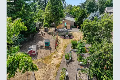 1116 N Knights Bridge Rd, Canby, OR 97013 - Photo 32