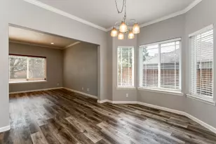 2687 NW Oak Ridge Dr, McMinnville, OR 97128 - Photo 10