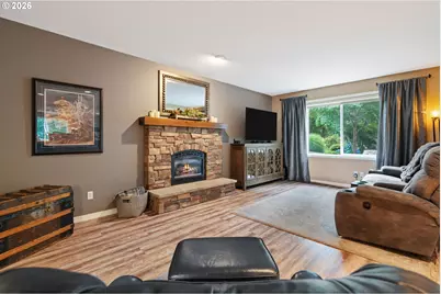 21917 NE 28th St, Camas, WA 98607 - Photo 8