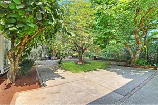 4004 SW Scholls Ferry Rd, Portland, OR 97221 - Photo 34