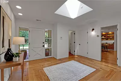 4004 SW Scholls Ferry Rd, Portland, OR 97221 - Photo 4