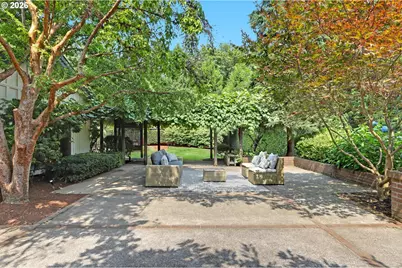 4004 SW Scholls Ferry Rd, Portland, OR 97221 - Photo 36