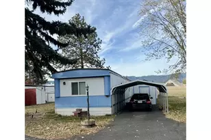 1809 26th St, La Grande, OR 97850 - Photo 2