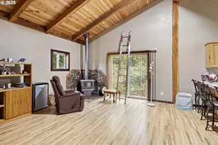 27403 State Hwy 38, Elkton, OR 97436 - Photo 44