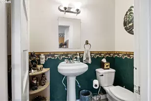 27403 State Hwy 38, Elkton, OR 97436 - Photo 24