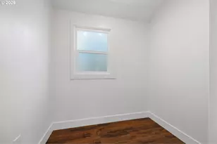 2704 SE 84th Ave, Portland, OR 97266 - Photo 12