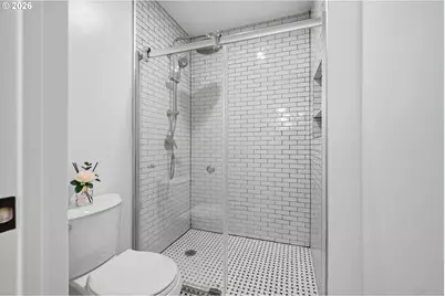 2704 SE 84th Ave, Portland, OR 97266 - Photo 18