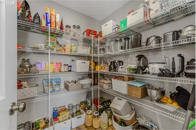 2324 Killian Spring Dr, Woodburn, OR 97071 - Photo 12