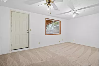 4690 Idaho Ave, Salem, OR 97305 - Photo 22