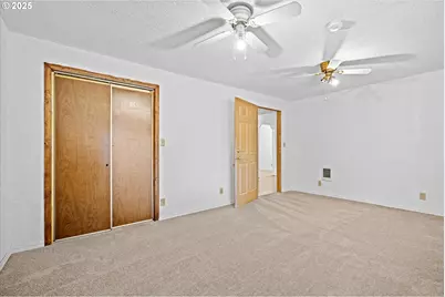 4690 Idaho Ave, Salem, OR 97305 - Photo 24