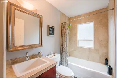 1432 N Bryant St #4, Portland, OR 97217 - Photo 12