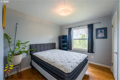 1432 N Bryant St, Portland, OR 97217 - Photo 12