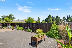 5918 Sorrento St, Salem, OR 97306 - Photo 46
