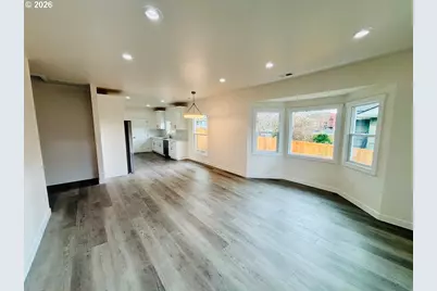 4224 SE 31st Ave, Portland, OR 97202 - Photo 2