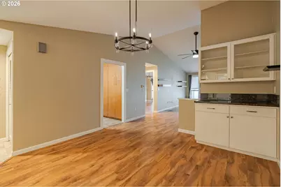 13820 NW 10th Ct #E, Vancouver, WA 98685 - Photo 16
