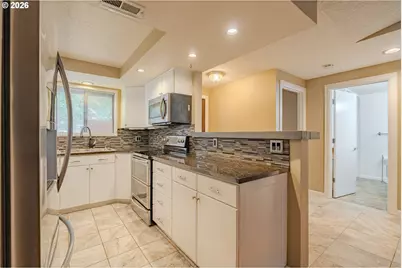 13820 NW 10th Ct #E, Vancouver, WA 98685 - Photo 12