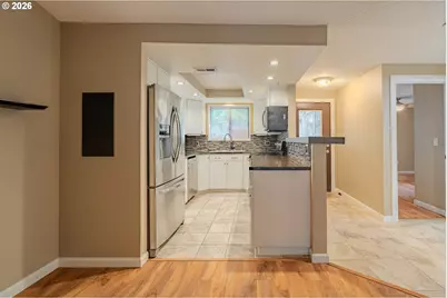 13820 NW 10th Ct #E, Vancouver, WA 98685 - Photo 10