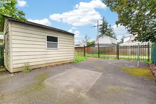 6628 SE Reedway St, Portland, OR 97206 - Photo 32