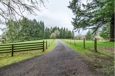 39692 Lacomb Dr, Lebanon, OR 97355 - Photo 6