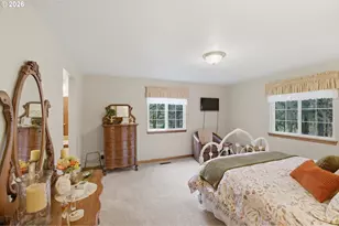 39692 Lacomb Dr, Lebanon, OR 97355 - Photo 16